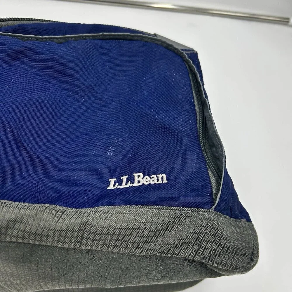LL Bean Small Gym Travel Double Handle Bag with Built-in Cooler Blue Softshell